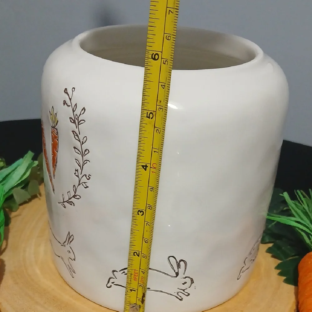 Whimsical Bunny and Carrot Ceramic Canister NWT - Picture 10 of 12